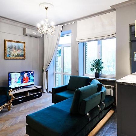 So Luxury Apartment In The Heart Of Minsk Near Circus מראה חיצוני תמונה
